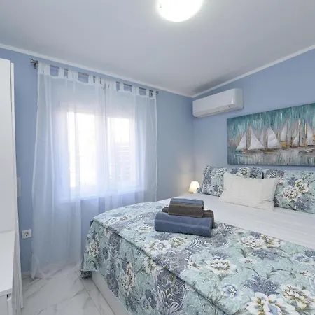 Endless Summer House Barbara Апартаменти *