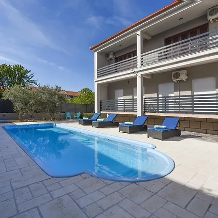 Endless Summer House Barbara Apartament