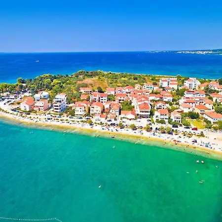 Endless Summer House Barbara